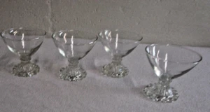 Menge 4 Anchor Hocking Boopie Berwick Glas Fuß Dessert Sorbet Tassen 3-1/2 - Bild 1 von 4