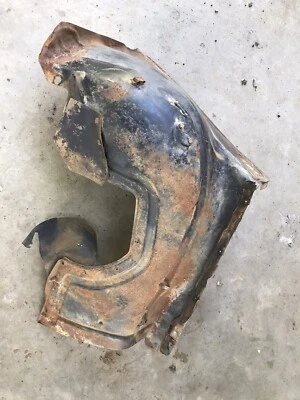 Oldsmobile Starfire Jetstar LH 1963 guardabarros forro rueda pozo noventa ochenta y ocho Foto 1 de 4