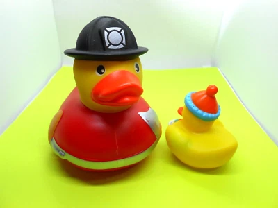 Juguete de baño de bombero pato tamaño grande - juguete de baño de goma de 3,5" - nuevo Foto 1 de 4