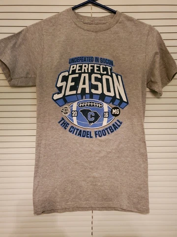 2016 Undefeated SOCON The Citadel Bulldogs Football T Shirt Small Southern Cover