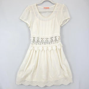Lulumari Dress Womens M Ivory Lace Sheer Short Sleeve Fit Flare Lined Boho Fairy - Picture 1 of 11