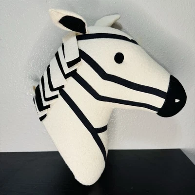 Pillowfort Cabeza de Cebra Felpa 3D Montaje en Pared 2016 ¡RARO! Safari decoración habitación Foto 1 de 4
