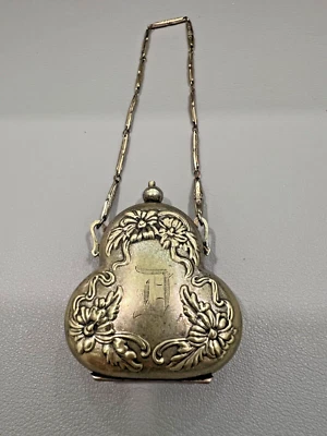 ANTIGUO MONEDERO VICTORIANO ALEMÁN PLATA FLORAL PERGAMINO Foto 1 de 4