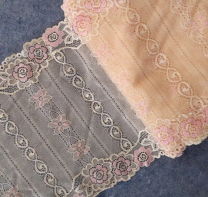 9,5" breite Stretch fleischfarbene Spitze mit babyrosa Blume y0019 - Bild 1 von 3