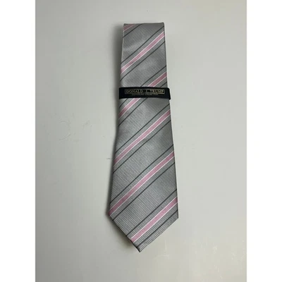 Corbata de seda a rayas rosa plateada de Donald J Trump Signature Collection para hombre Foto 1 de 4