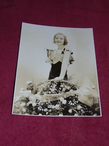1933 8" X 10" WILLIAM FRAKER MOVIE STILL: NANCY CARROLL IN "CHILD OF MANHATTAN" - Picture 1 of 2