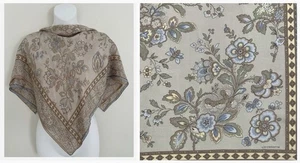 Sciarpa seta vintage LIZ CLAIBORNE beige blu verde floreale 30-1/2” quadrata carriera - Foto 1 di 5