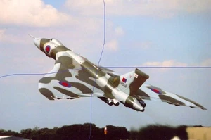 MILITARY PLANE PHOTO RAF AIRCRAFT PHOTOGRAPH VULCAN BOMBER PICTURE XH558. - Picture 1 of 1