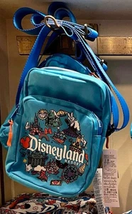 Bolso Bandolera 2025 Disney Parks Disneyland Play in the Parks - Imagen 1 de 4