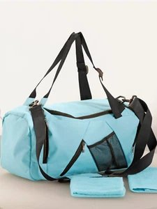 Freizeitset Sporttasche Reisetasche inkl. 2 Handtücher bleu NEU - Bild 1 von 6