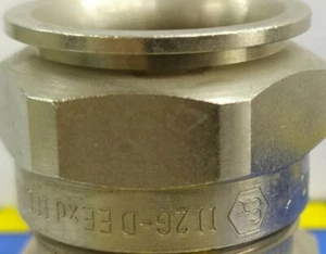(AMPMECH) EATON CROUSE-HINDS / CAPRI EXD & EXE GLAND ADE1F2 M32 NPB UNARMOURED - Picture 1 of 6