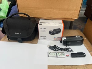 Sony handycam HDR-CX405 with 2x batteries, case, micro sd card + adapter and box - Picture 1 of 20