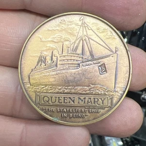 Vintage Rare R.M.S. QUEEN MARY -- Souvenir Bronze Münze/Medaillon -- Long Beach - Bild 1 von 3