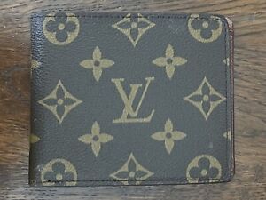 Men's Louis Vuitton Logo Monogram Wallet Billfold Never Used
