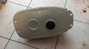Serbatoio Vespa PX, completo di tappo - Foto 1 di 5