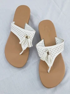 Dana Buchman Women's Wedge Sandal Size 9-10 Medium White Cream Sandals w/Tassel - Picture 1 of 12