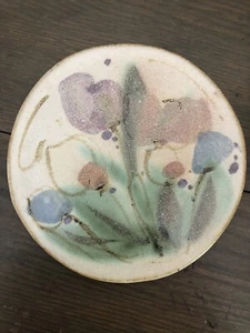 Vintage Studio Art Pottery Trivet Flowers - Picture 1 of 4