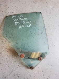 1971-1973 Buick Riviera Boattail Passenger Right Rear Quarter Window Glass OEM - Picture 1 of 4