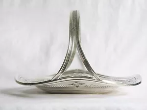 Cesta perforada de plata esterlina George Henckel NY con mango ramo de flores perseguido - Imagen 1 de 1