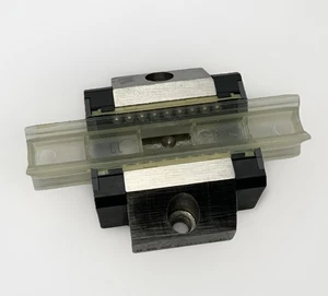 NEW 1665-114-10 RUNNER BLOCK BALL RAIL REXROTH - Picture 1 of 3