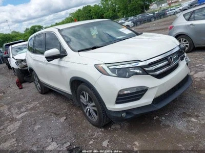 Used Rear Left Door Interior Trim Panel fits: 2017 Honda Pilot  Grade A Foto 1 de 4