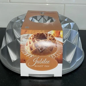 NWT! Nordic Ware JUBILEE Bundt Pan~Platinum Collection - Picture 1 of 3