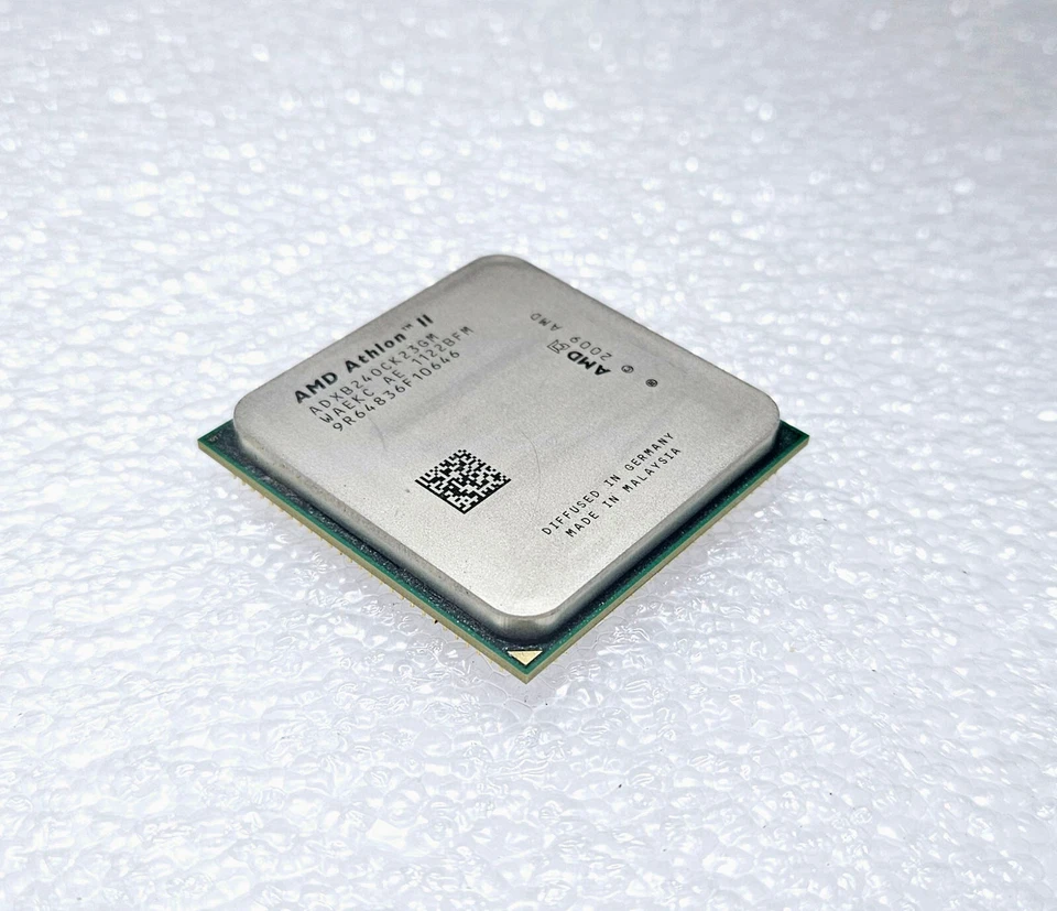 AMD Athlon II X2 B24 3 GHz - ADXB24OCK23GM Socket AM2+/AM3 - Image 1 of 1