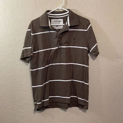 Polo urbano con cuello a rayas pipeline para niños Foto 1 de 4