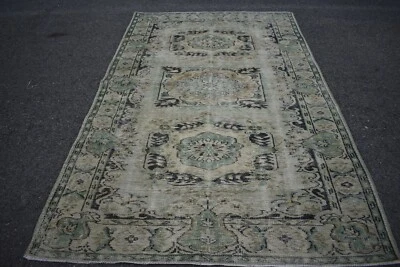 Handmade rug, Turkish rug, Vintage rug, Oushak rug, Carpet, 5.5 x 8.9 ft TV5435 - Image 1 of 4