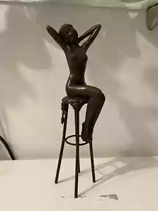 Bronze Vinatge Statue Art Deco geschnitzt D.H Chiparus Figur weiblich Akt auf Hocker - Bild 1 von 9