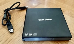 SAMSUNG EXTERNAL DVD WRITER MODEL SE-S084 USB-ANSCHLUSS SLIM - Bild 1 von 3
