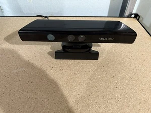 Barra de sensores Kinect Microsoft 1414 Xbox 360 solamente - negra - Imagen 1 de 3