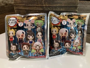 2 clip borsa personaggio Demon Slayer serie 6 da collezione nuovi sigillati blind bag - Foto 1 di 2