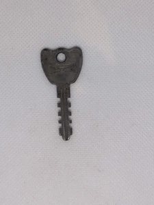 Llave guardada con candado Master Lock - Imagen 1 de 2