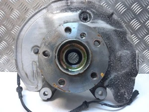 MINI F56 F57 Left Nearside Front Steering Knuckle Hub Bearing Carrier 6876643 01 - Picture 1 of 10