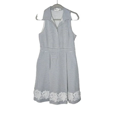 Eliza J Woman Size 10 Seersucker Fit & Flare Sleeveless Collared Dress Pleats - Image 1 of 4