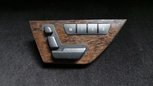 Interruptor de asiento izquierdo Y11226 Mercedes W204 ajuste memoria A2048204310 - Imagen 1 de 2