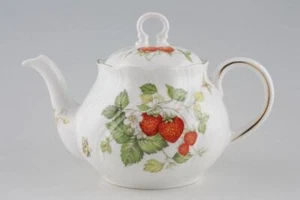 Queens - Virginia Strawberry - Gold Edge - Swirl Embossed - Teapot - 223614G - Picture 1 of 3