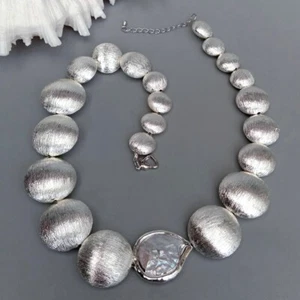19"Freshwater White Coin Pearl Silver Color Brushed Coin Bead Graduated Necklace - Picture 1 of 6