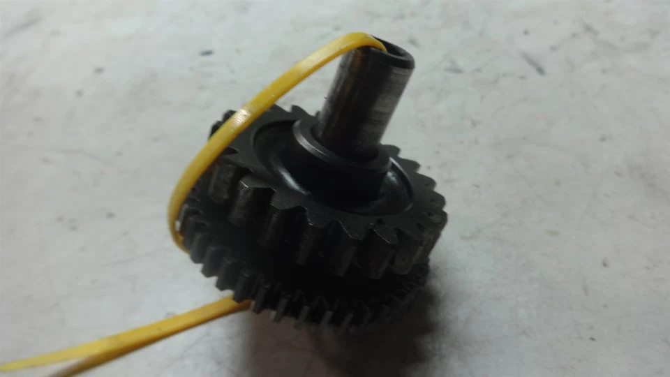 74 SUZUKI GT750 WATER BUFFALO SM215B. ENGRANAJE RALENTÍ ARRANQUE MOTOR Foto 1 de 1