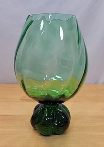 Jarrón de vidrio Aseda remolino verde arte vidrio MCM brandy snifter pie de bola 7,25” de alto - Imagen 1 de 9