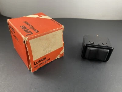 Jaguar XJ6 1974-1979, 1976-1977 Jaguar XJS NOS interruptor de bloqueo de puerta, interruptor de ventana Foto 1 de 4