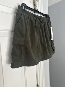 NWT Aqua Girls Green Corduroy Cargo Skirt Sz XL 14/16 - Picture 1 of 6