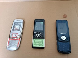 Lot 3 téléphones factices Samsung Sony Ericsson vintage - Photo 1 sur 3