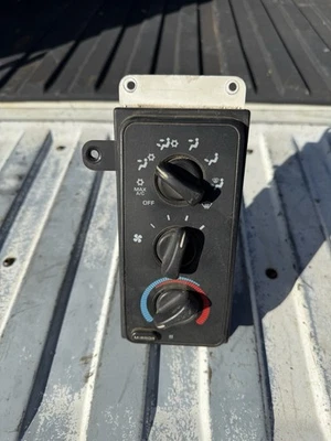1994-1997 DODGE RAM 2500 3500 DIESEL CLIMATE AC HEATER CONTROL SWITCH 55037027 - Image 1 of 2