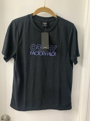Camisa Blackout Oakley Factory Pilot en Púrpura Nueva Hydroflux Talla Mediana para Mujer’s Foto 1 de 4