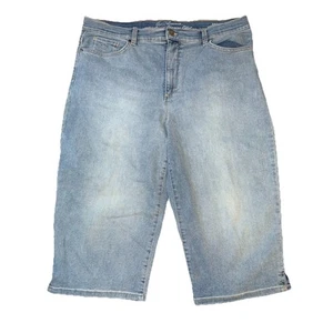 Gloria Vanderbilt Amanda Bermuda Shorts Women’s Size 14 - Picture 1 of 3