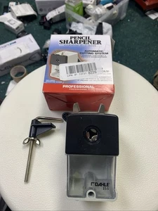 Sacapuntas manual de escritorio Dahle 155 12 mm blanco/negro - D15520094 - Imagen 1 de 3