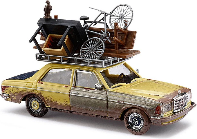 Mercedes-Benz W123 Diecast Car 1:87 Scale by Busch with Case, Yellow, 2017 - Image 1 of 4