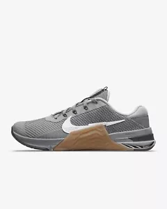 Scarpe da allenamento Nike Metcon 7 grigio particelle gomma bianco CZ8281-011 uomo taglia 8 NUOVE - Foto 1 di 10